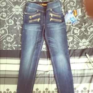 NWT-NYGARD LUXE LEGGINGS